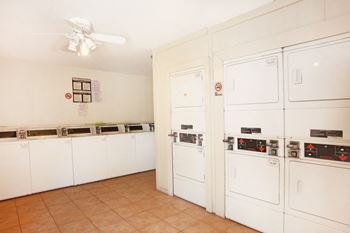 Laundry Room at Waters Mark Apartment Homes, Mississippi, 39501